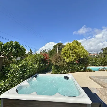 Avec Jacuzzi & Piscine - Proche Port & Plages 빌라 Saint-Raphaël